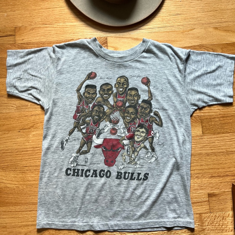 Vintage unique Chicago Bull’s first 3-peat t-shirt